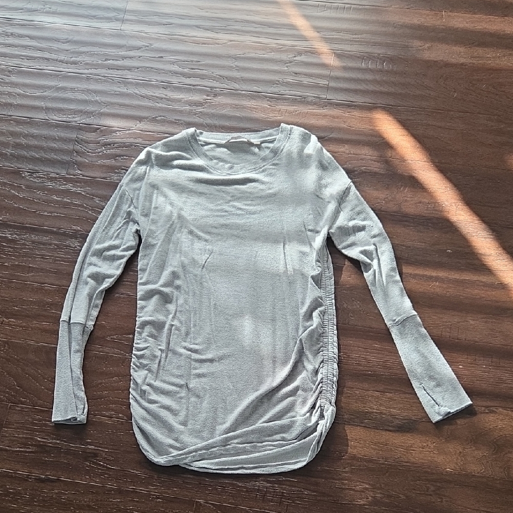 Athleta Light Gray Long Sleeve Women's Sweatshirt